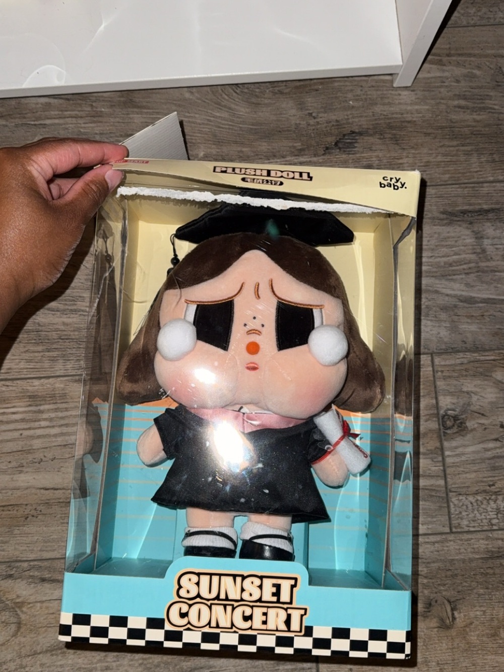 Crybaby sunset concert plush doll -Pop mart